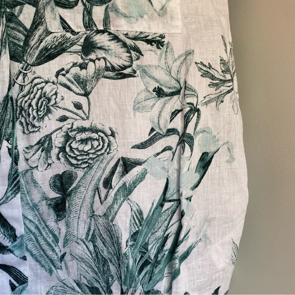 Core Life linen blouse hidden button front medium - Picture 9 of 11